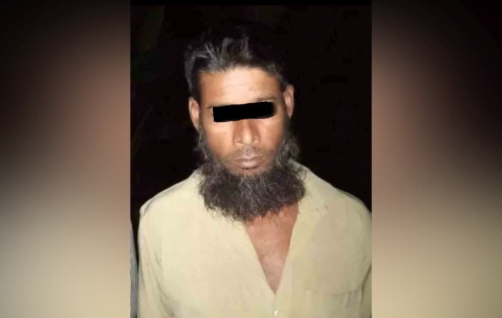 Image accompanying Bangladesh’s ‘most prolific’ tiger poacher arrested after 20 years on the run